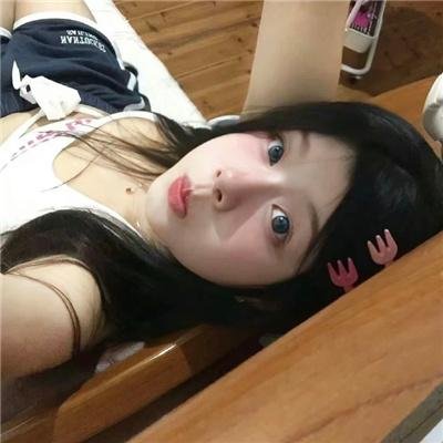 维奥莱特·诺齐埃尔
